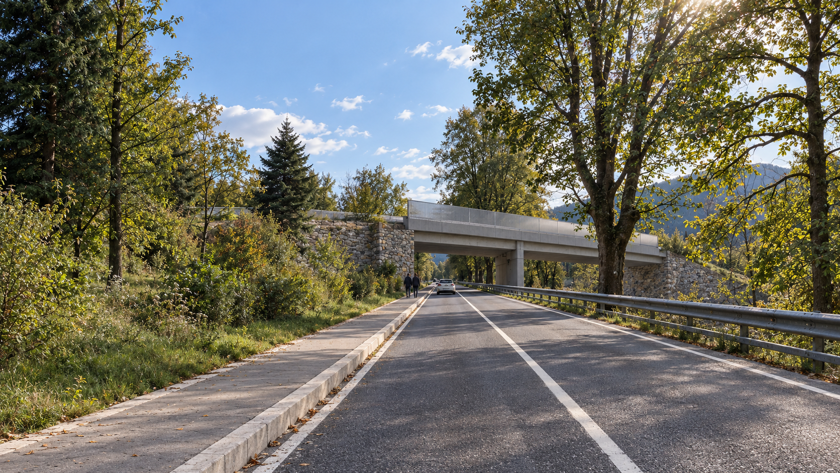 Vista del sovrappasso con sistemazioni vegetali e muri in pietra